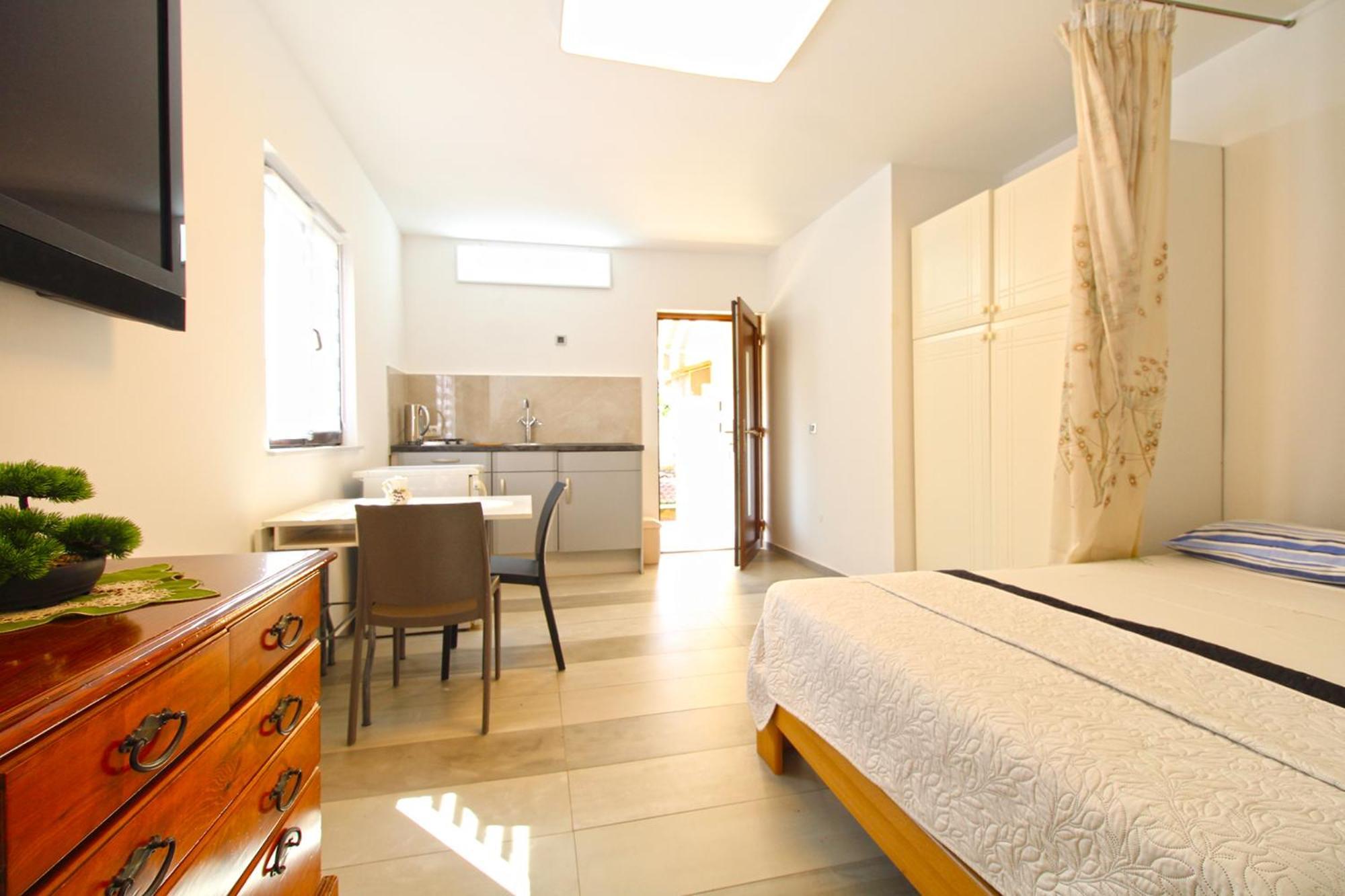 Antica Apartment